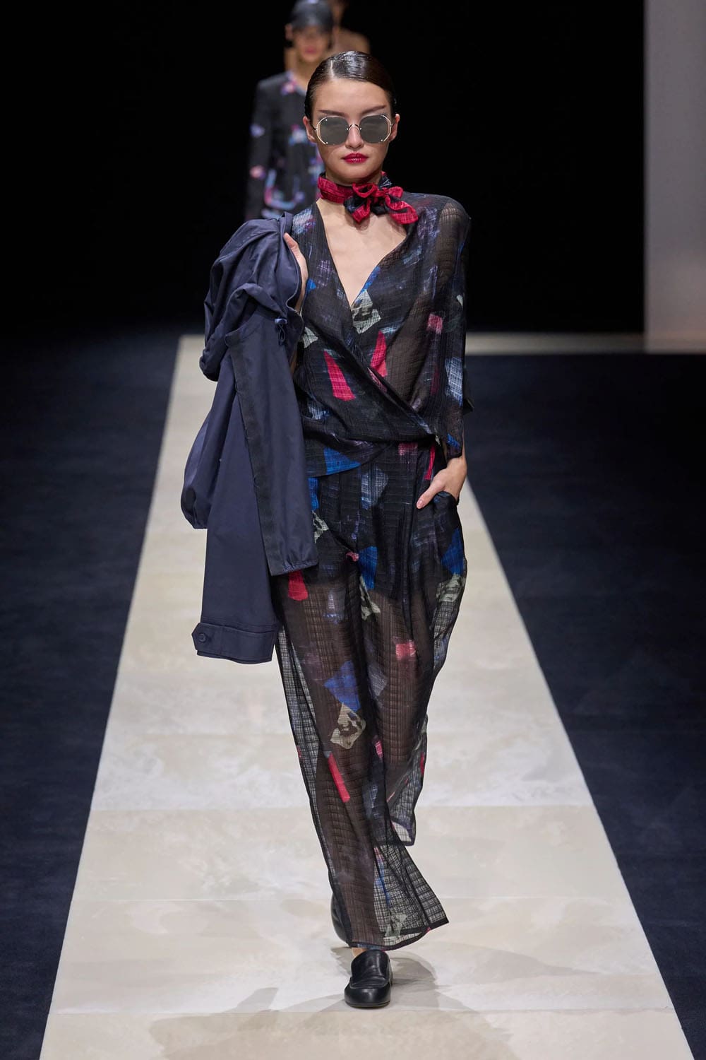 エンポリオアルマーニ2025年春夏ミラノ Runway 雑誌(15)