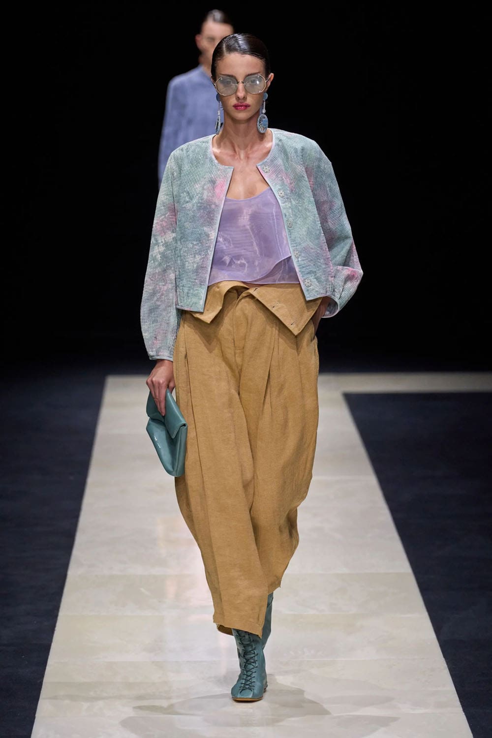 エンポリオアルマーニ2025年春夏ミラノ Runway 雑誌(60)
