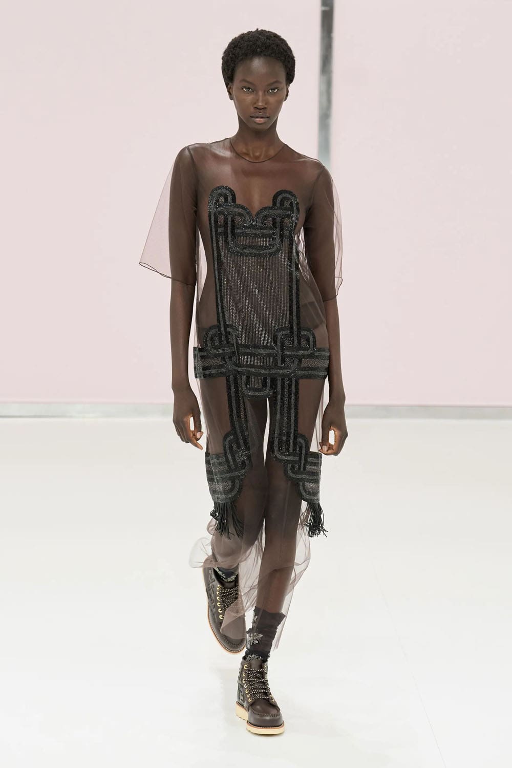 芬迪(Fendi)2025春夏米兰 Runway 杂志(1)