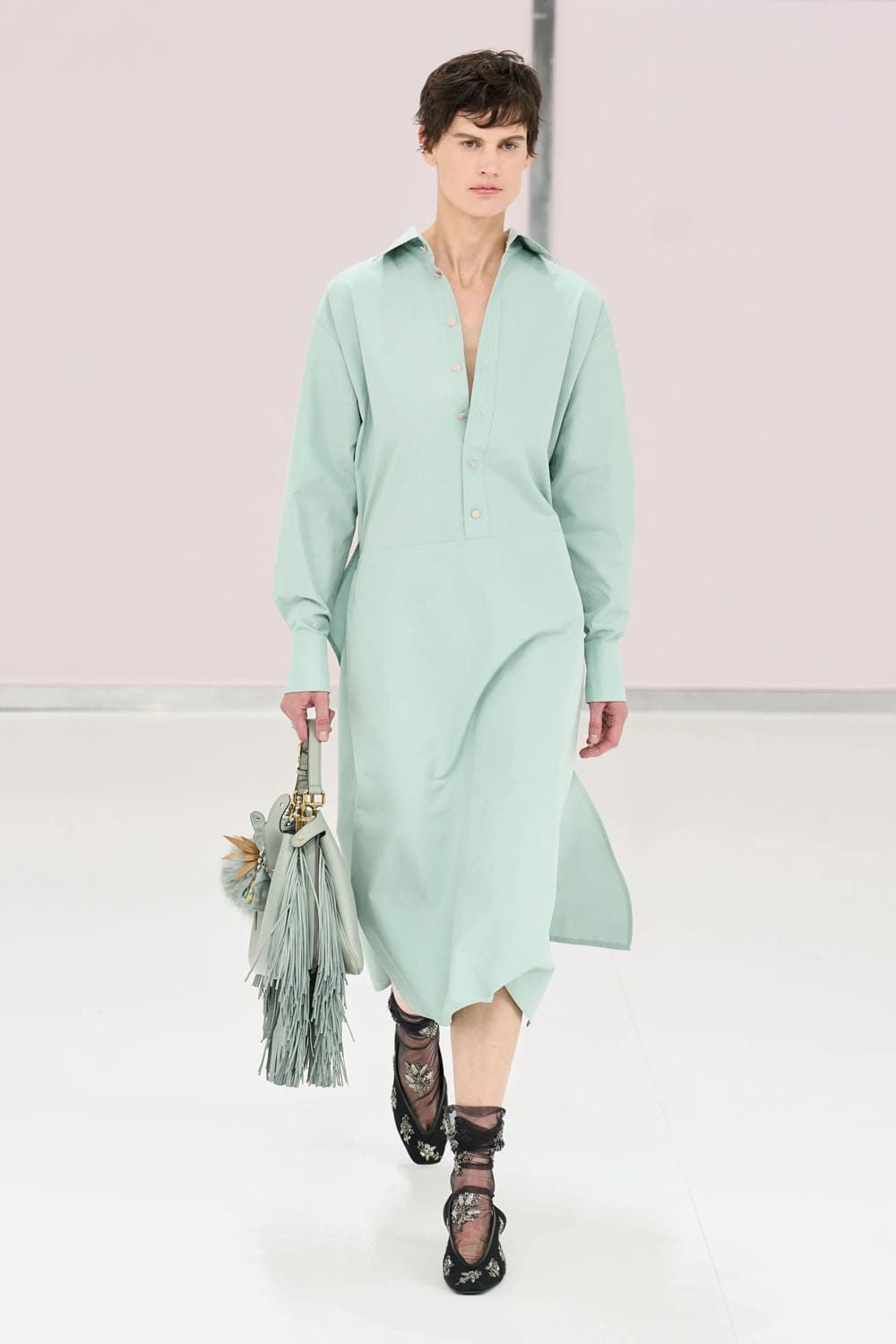 芬迪(Fendi)2025春夏米兰 Runway 杂志(24)