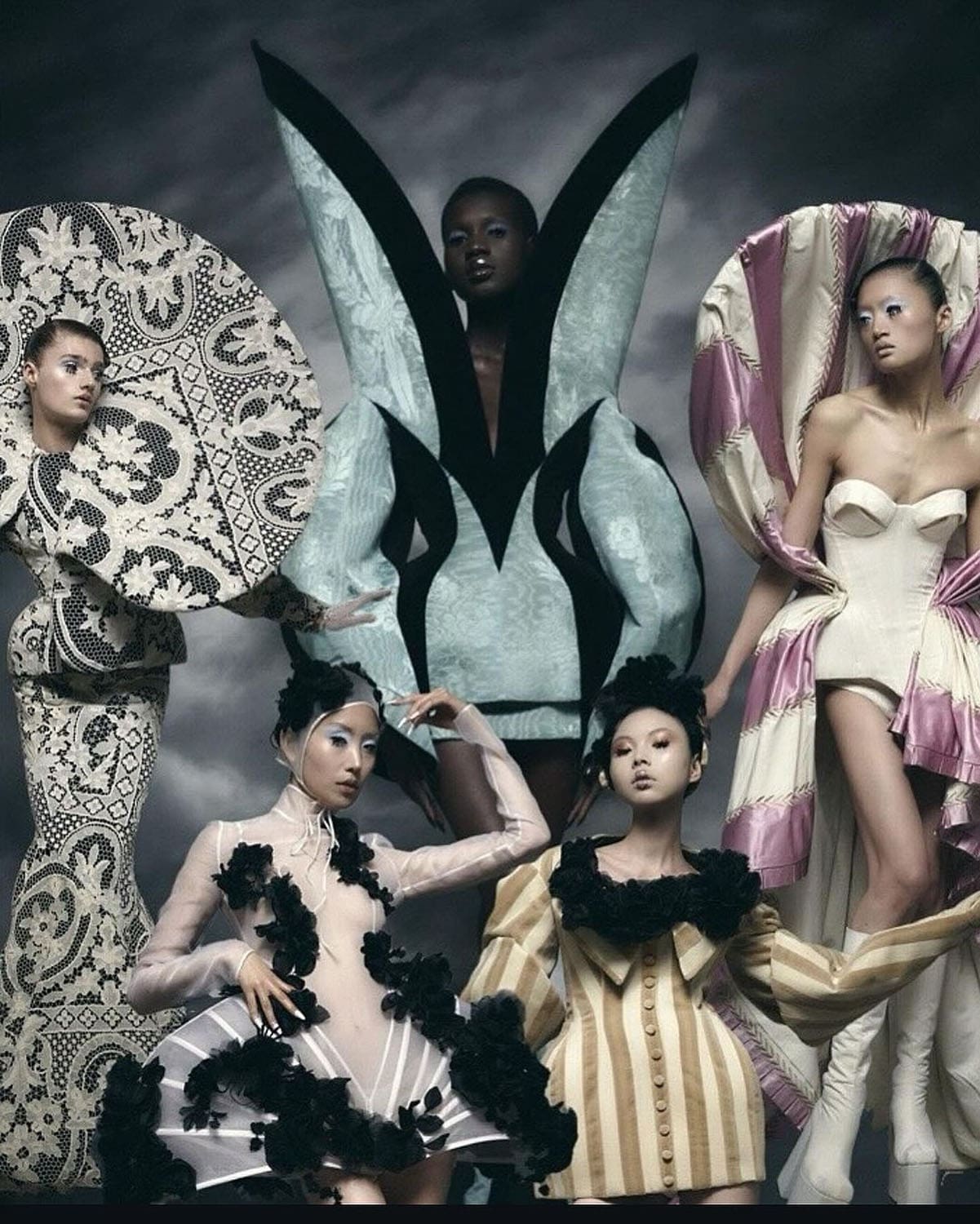 Harris Reed Printemps Été 2025 Londres Runway Magazine (16)