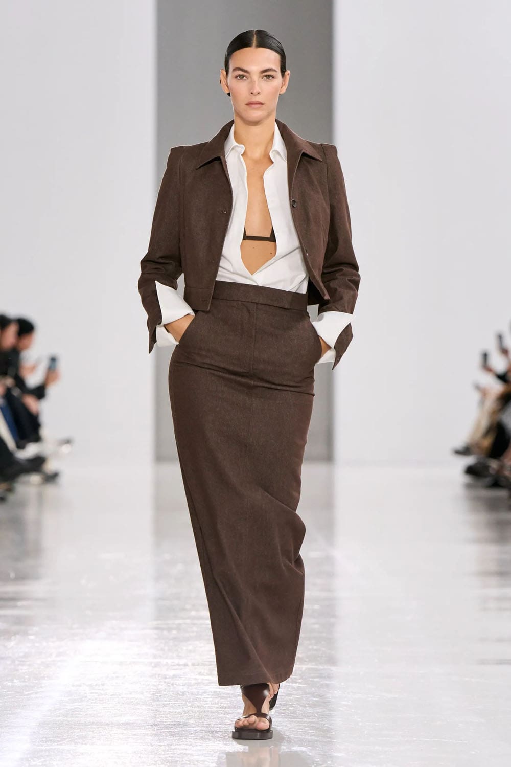 Max Mara Printemps Eté 2025 Milan Runway Magazine (1)