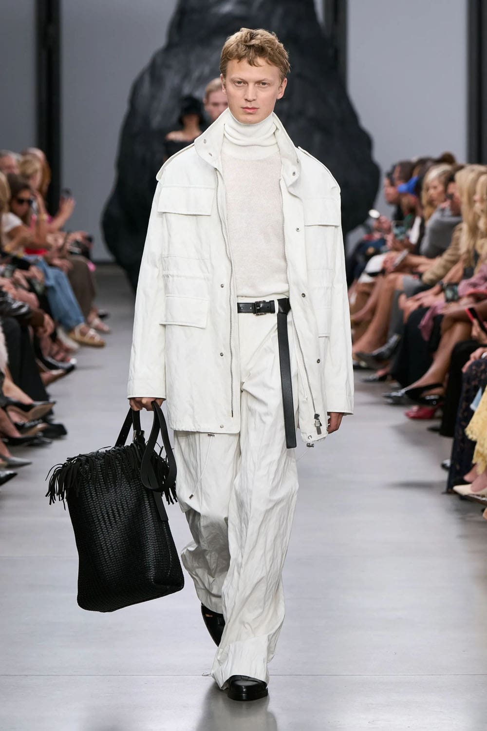 Michael Kors Printemps Été 2025 New York Runway Magazine (17)