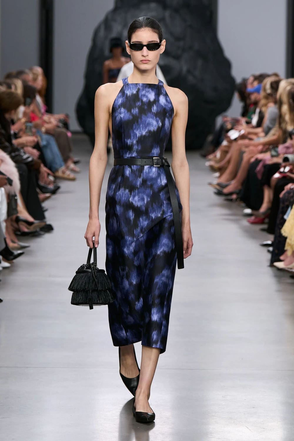 Michael Kors Printemps Été 2025 New York Runway Magazine (26)