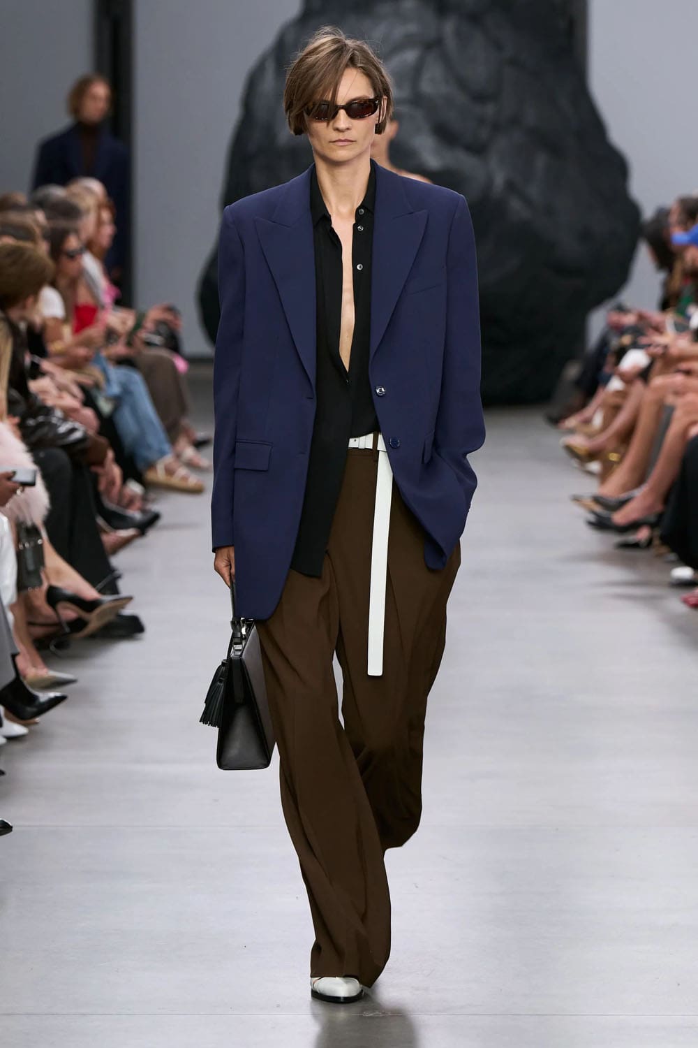 Michael Kors Printemps Été 2025 New York Runway Magazine (32)