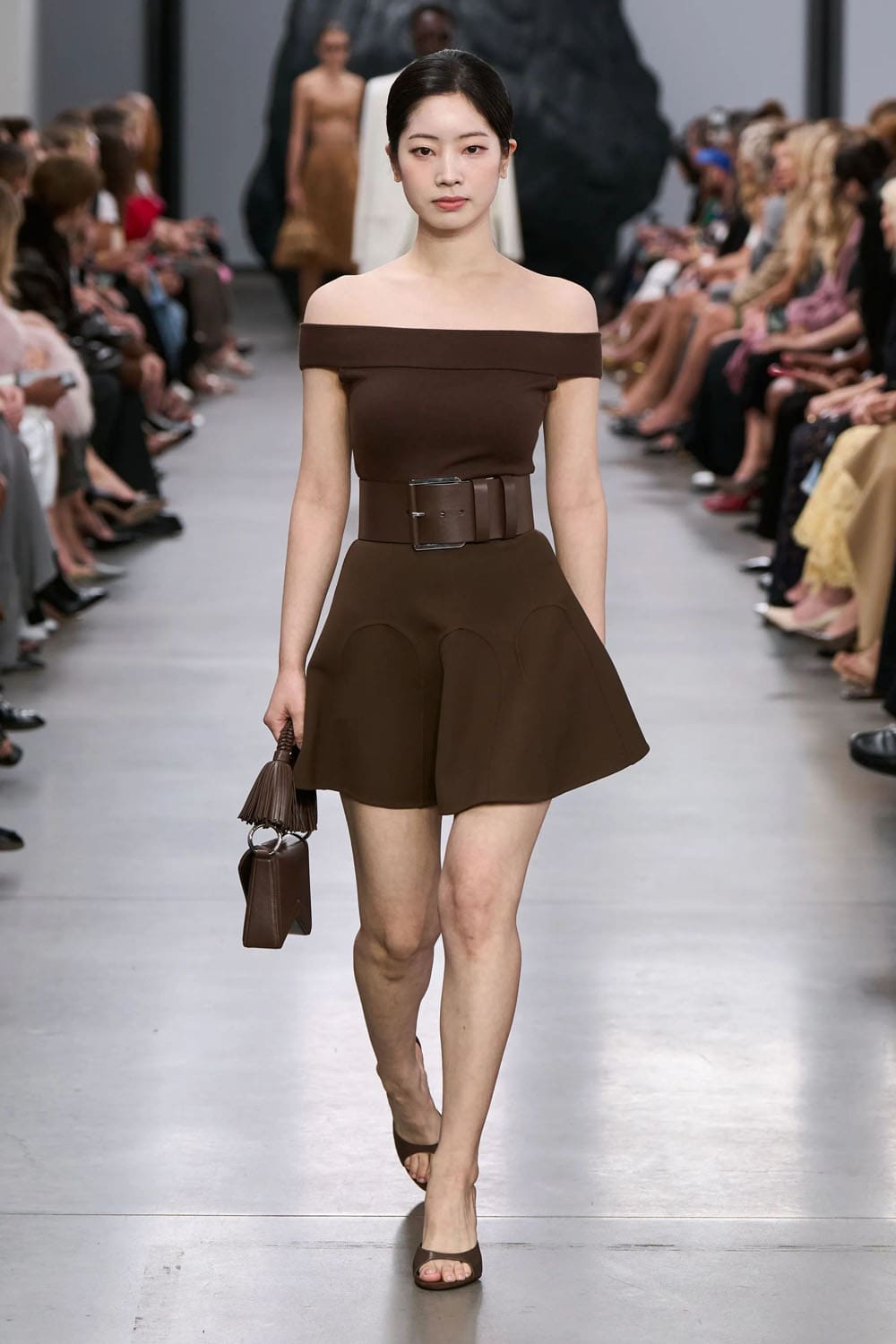 Michael Kors Printemps Été 2025 New York Runway Magazine (42)