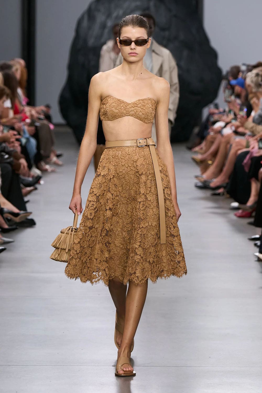 Michael Kors Printemps Été 2025 New York Runway Magazine (44)