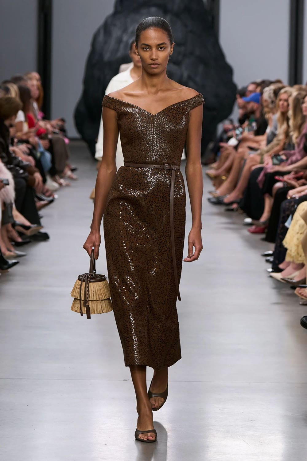 Michael Kors Printemps Été 2025 New York Runway Magazine (47)