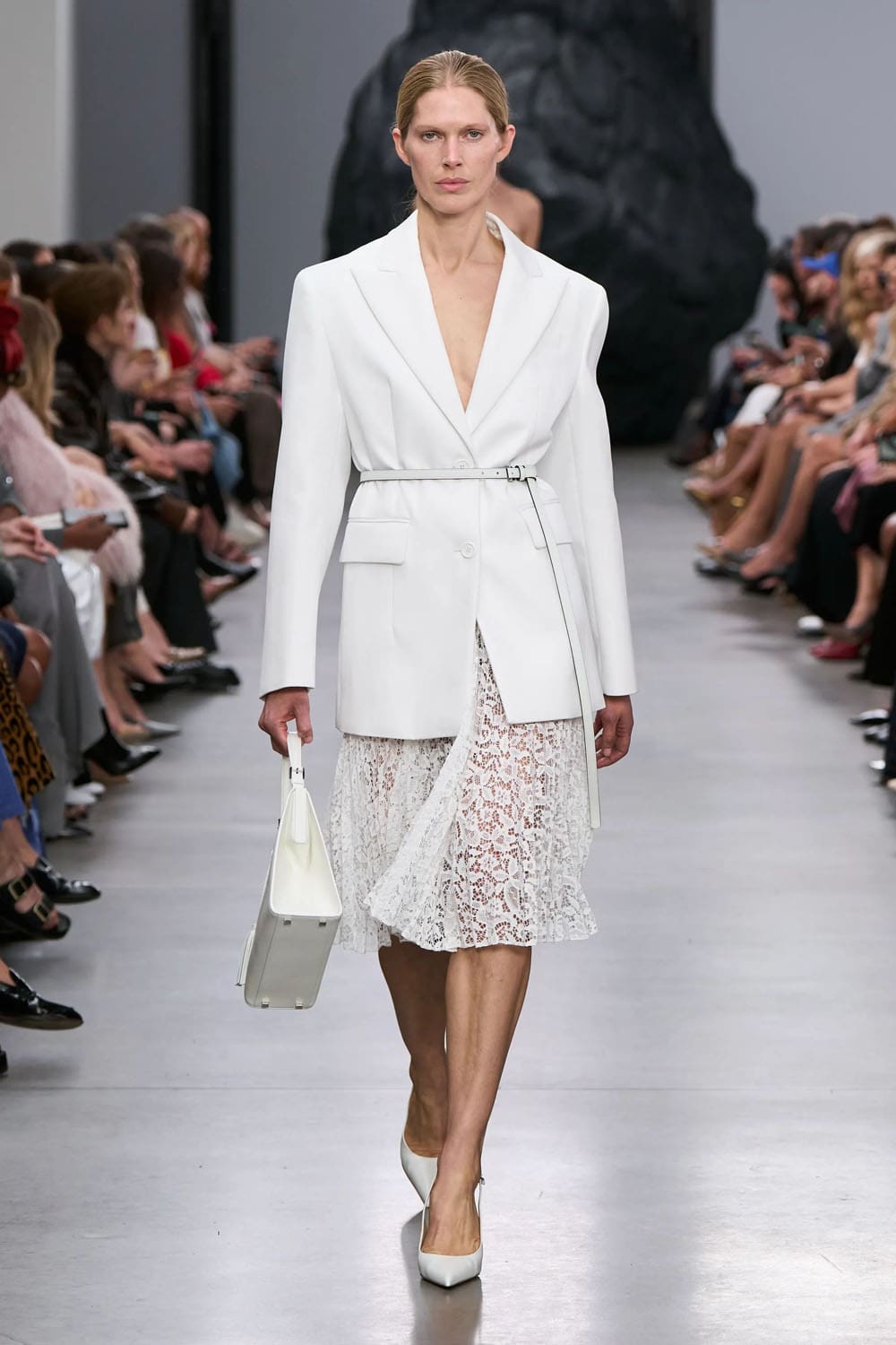 Michael Kors Printemps Été 2025 New York Runway Magazine (54)