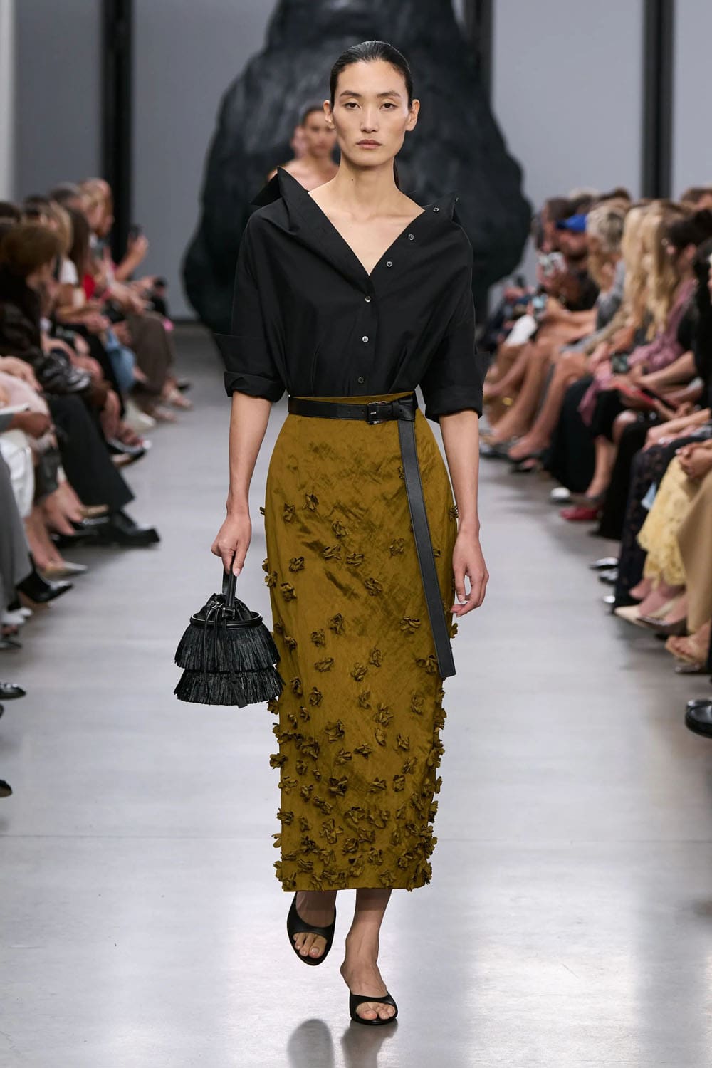 Michael Kors Printemps Été 2025 New York Runway Magazine (57)