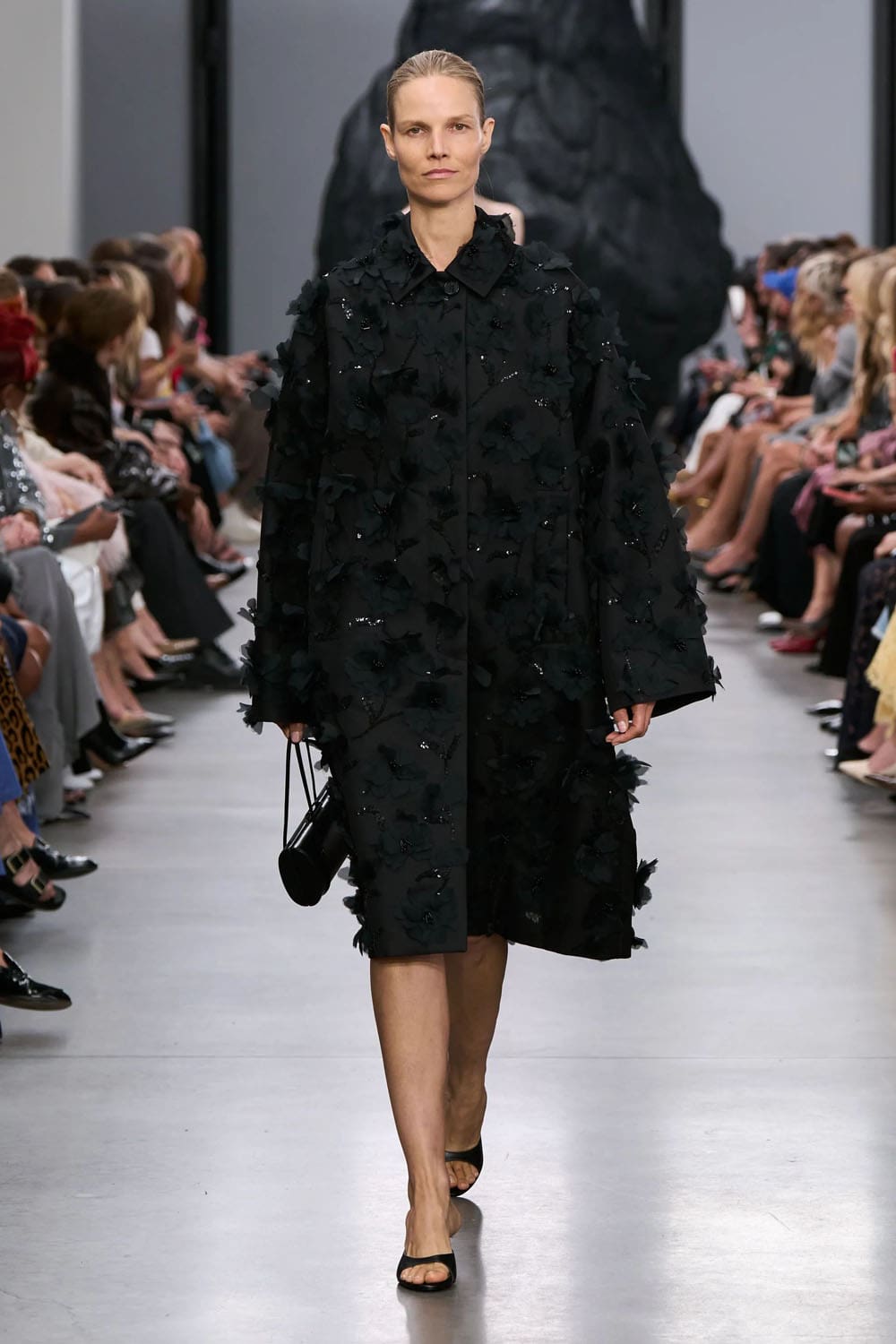 Michael Kors Printemps Été 2025 New York Runway Magazine (62)
