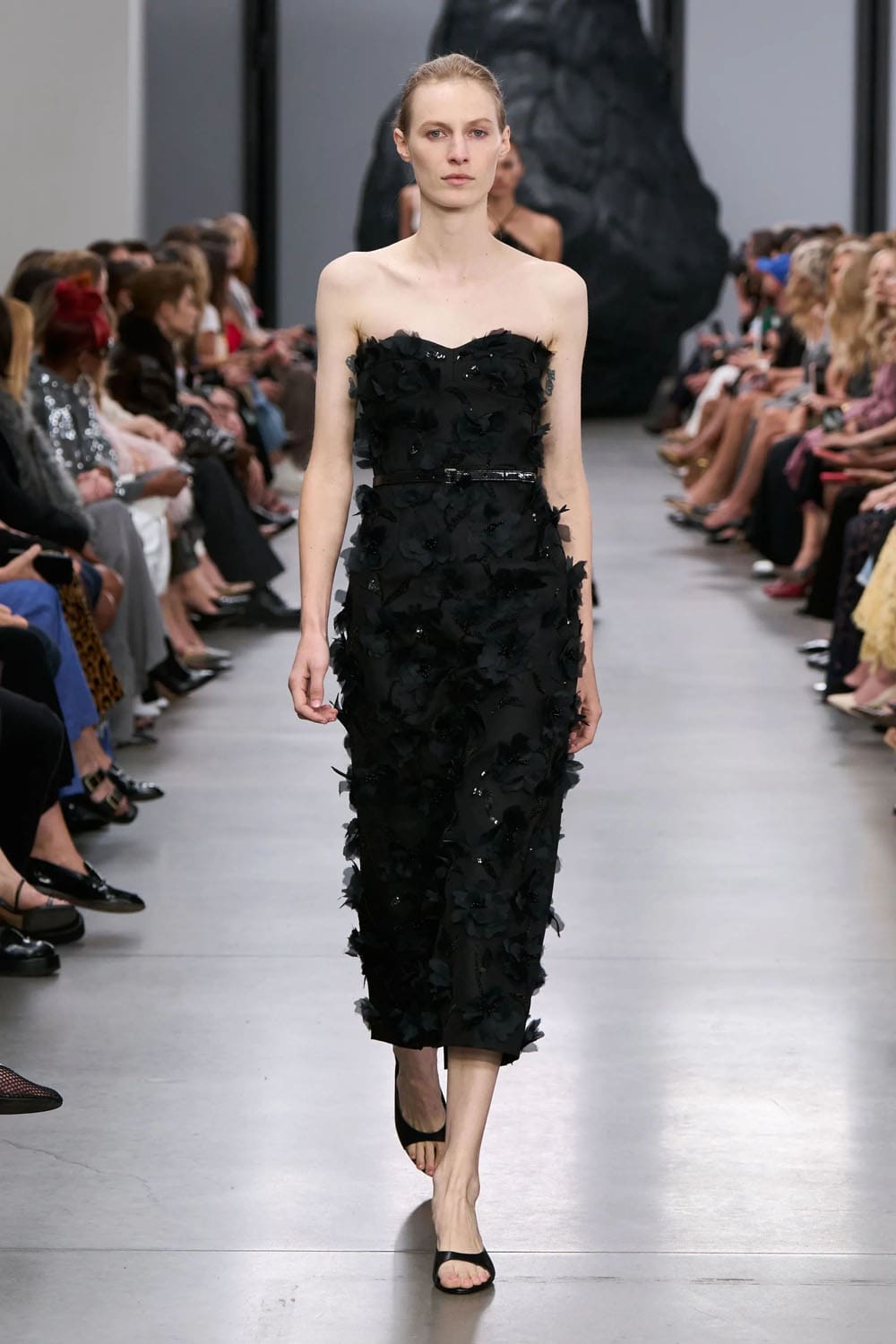 Michael Kors Printemps Été 2025 New York Runway Magazine (63)
