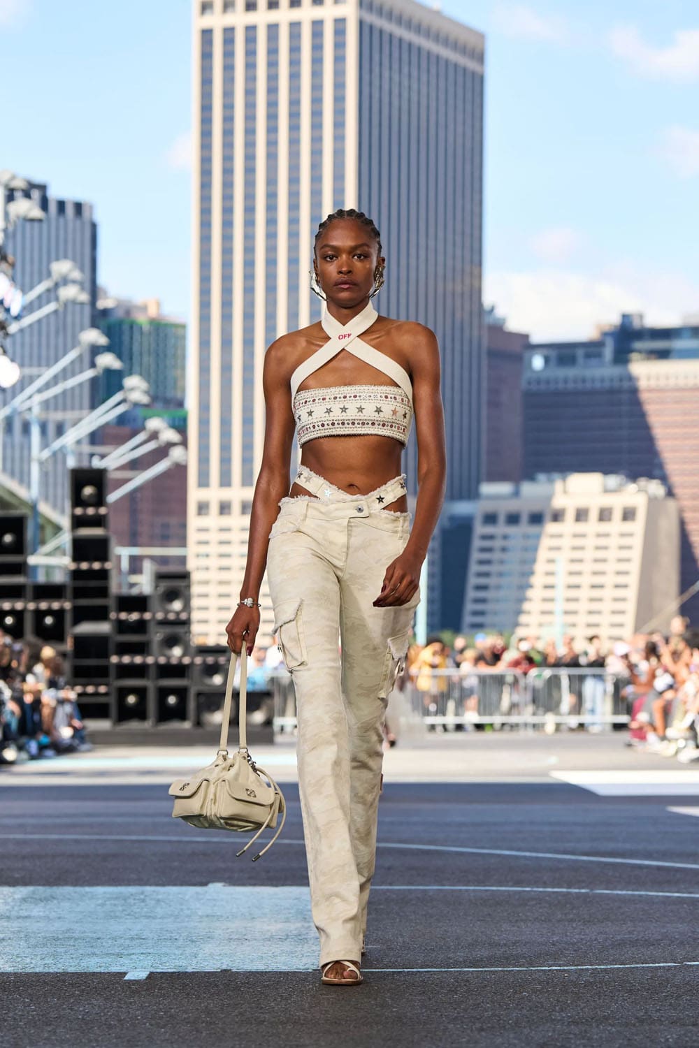 Off White Весна Лето 2025 Нью-Йорк Runway Журнал (15)