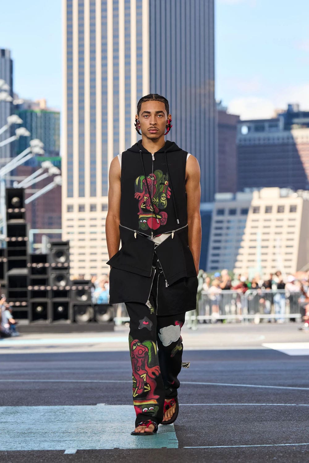 Off White Весна Лето 2025 Нью-Йорк Runway Журнал (8)