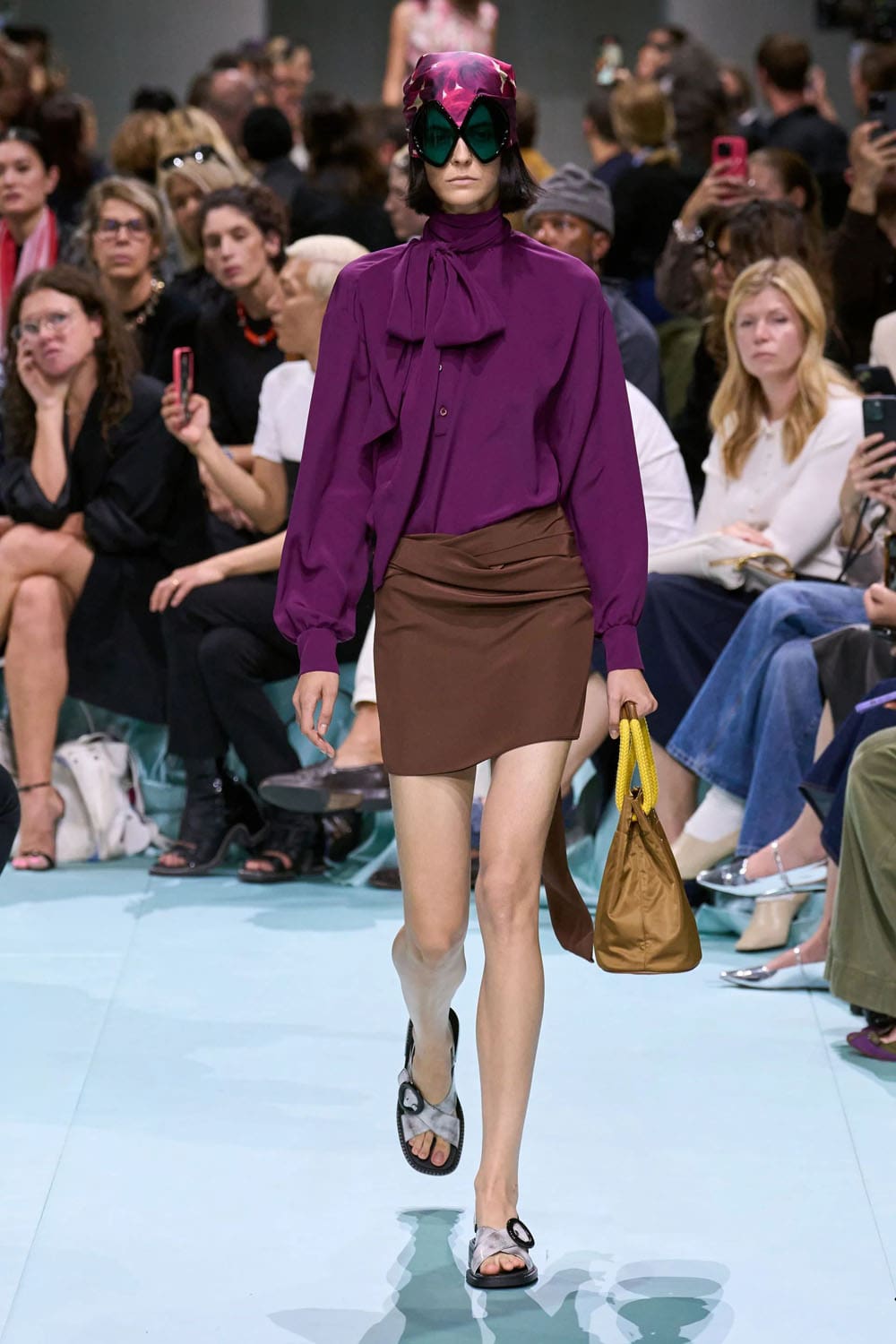 Prada Spring Summer 2025 Milan Runway Magazine (42)