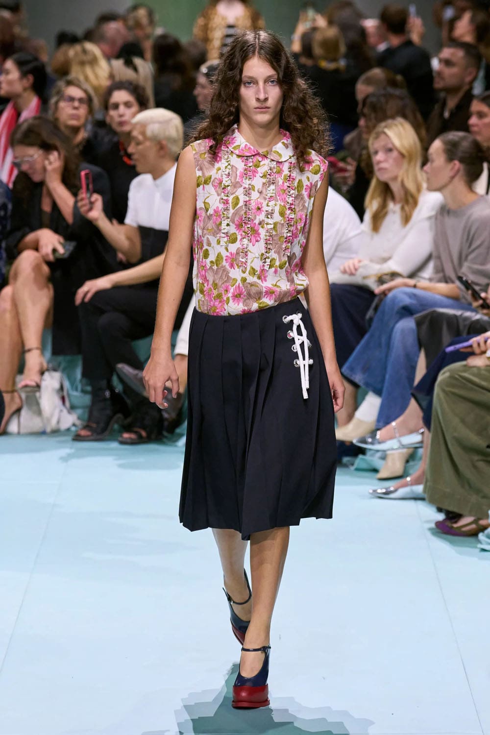 Prada Spring Summer 2025 Milan Runway Magazine (44)