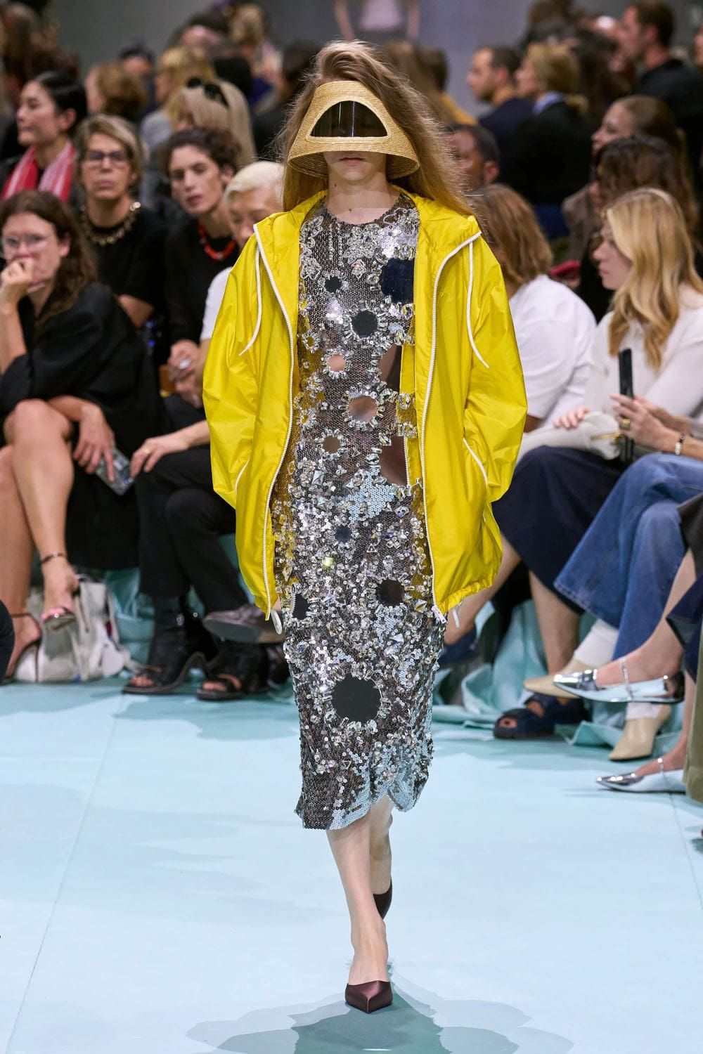Prada Spring Summer 2025 Milan Runway Magazine (45)