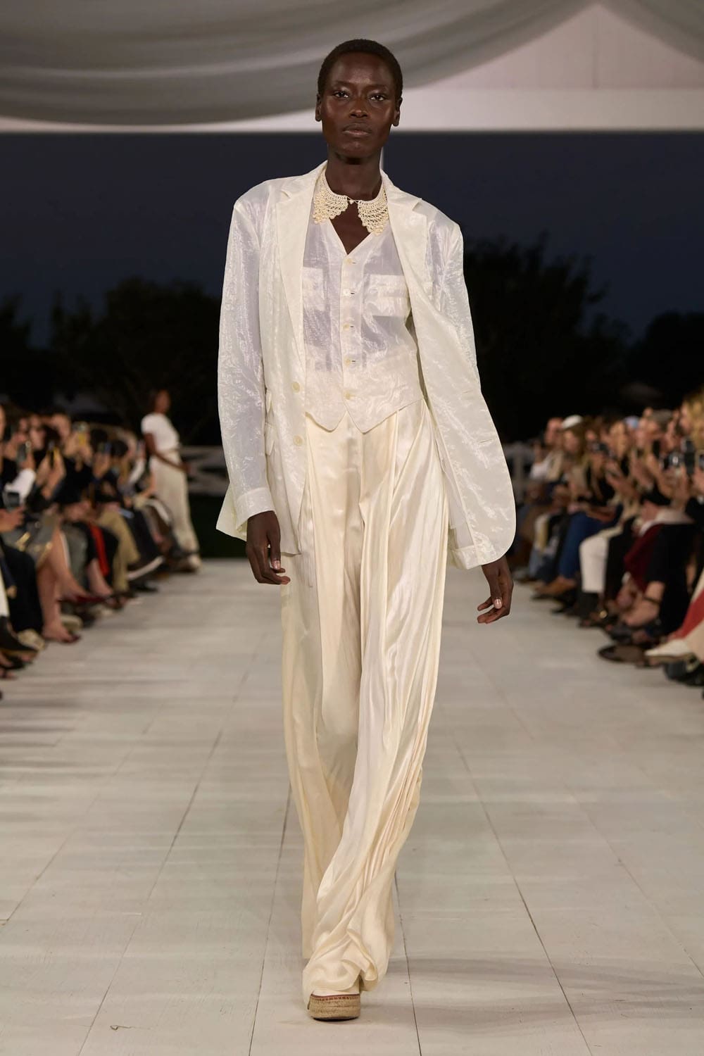 Ralph Lauren Spring 2025 Runway Magazine (50)