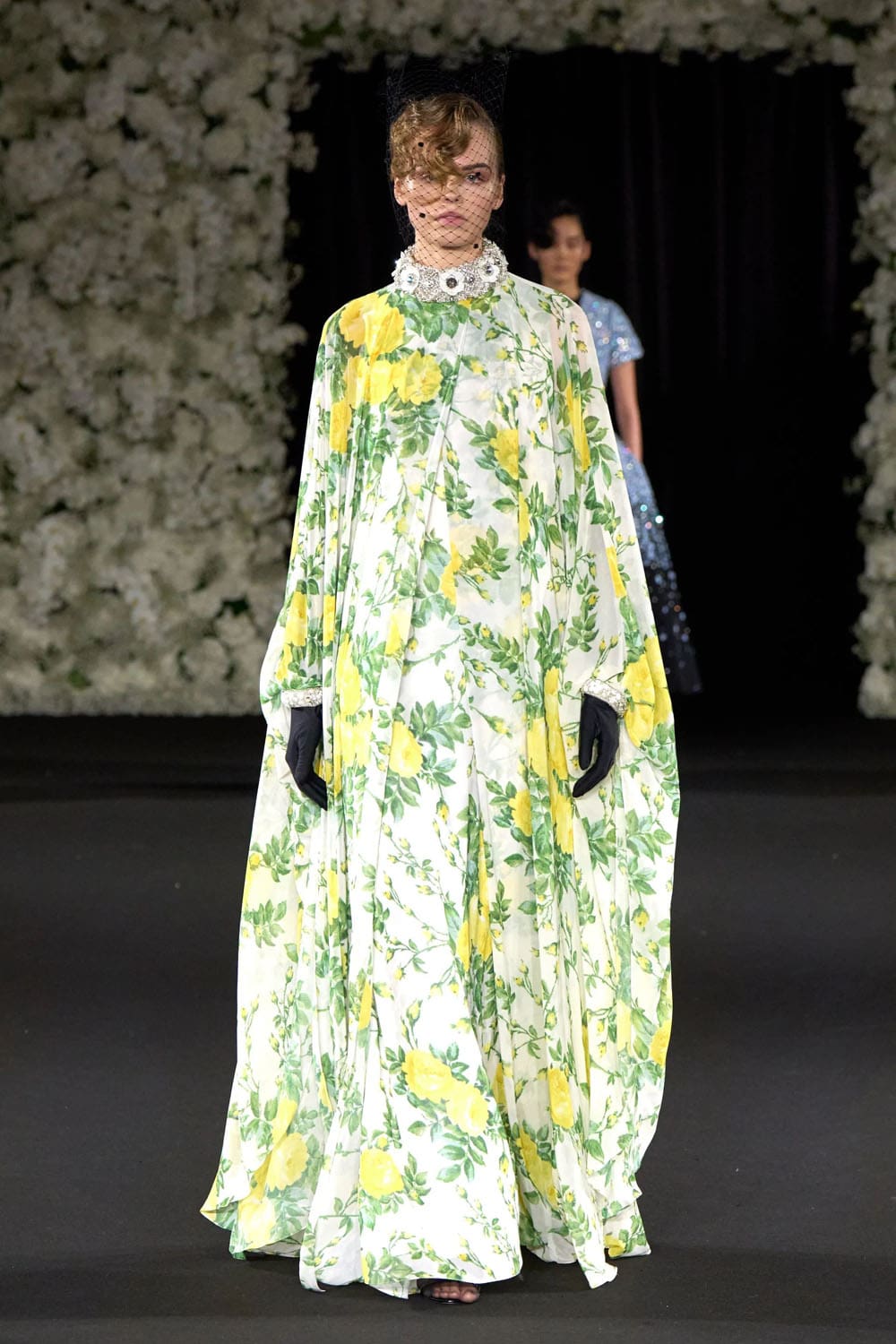 Richard Quinn Primavera Estate 2025 Londra Runway Magazine (12)