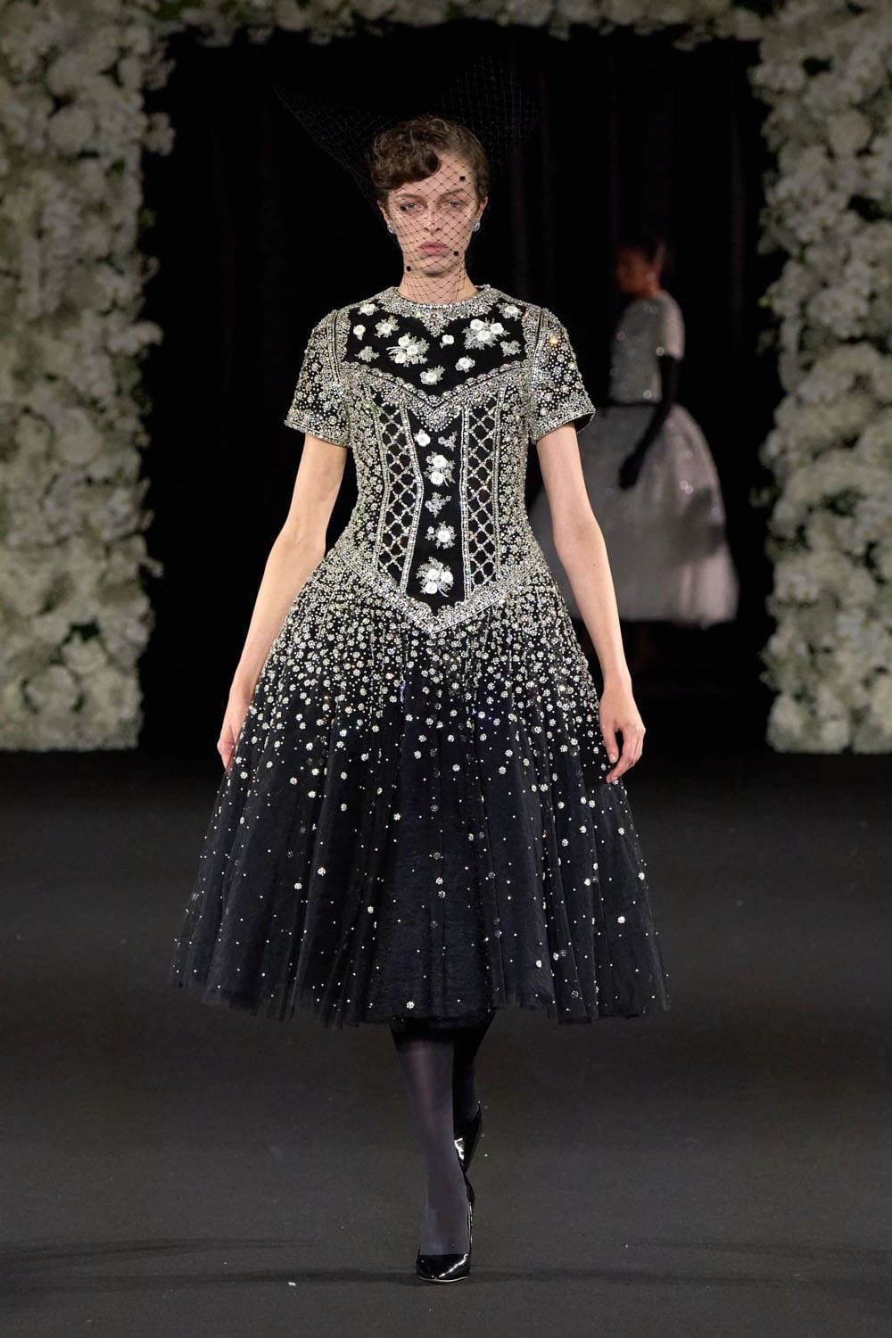 Richard Quinn Primavera Estate 2025 Londra Runway Magazine (19)