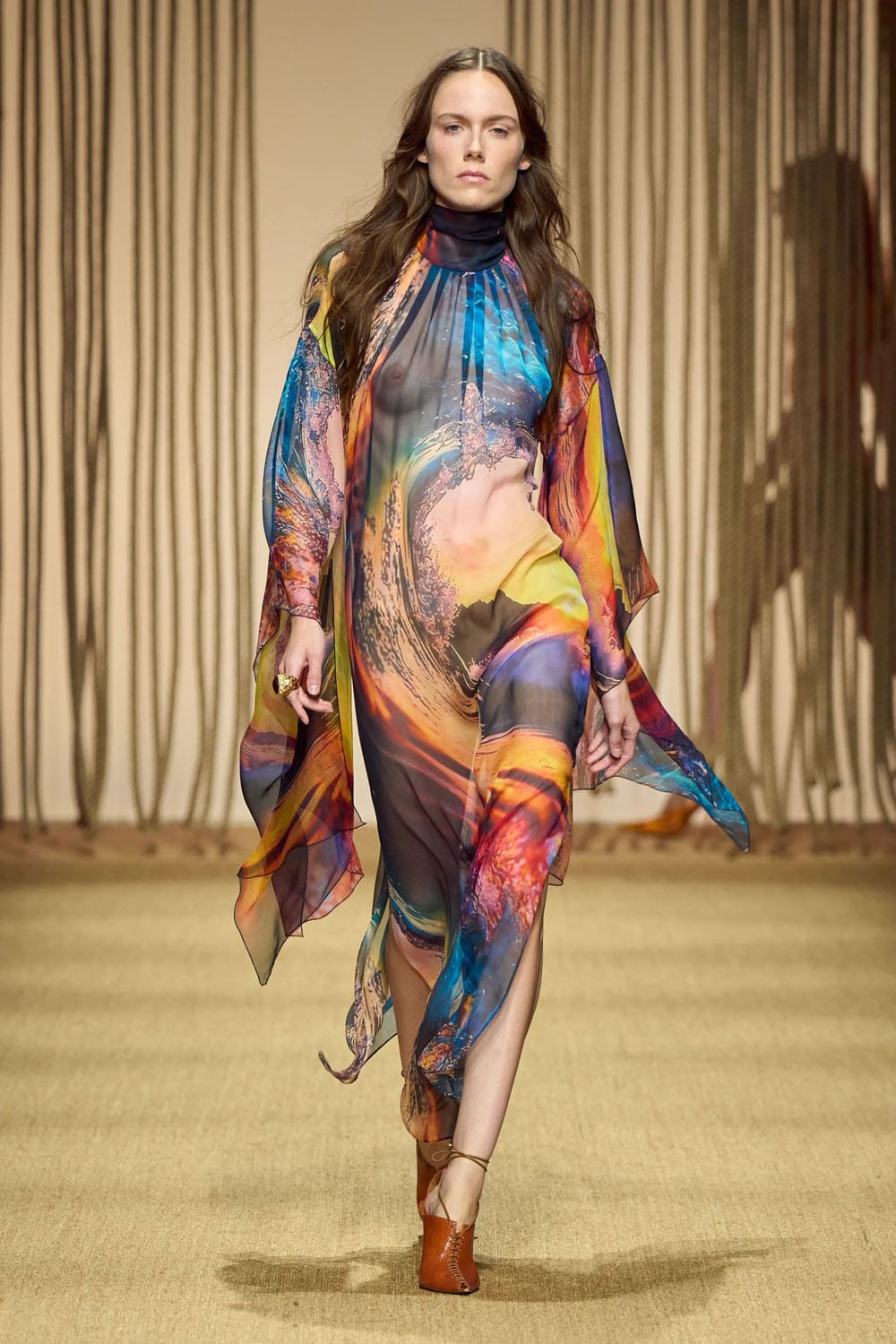 Roberto Cavalli Spring Summer 2025 Milan Runway Magazine (32)