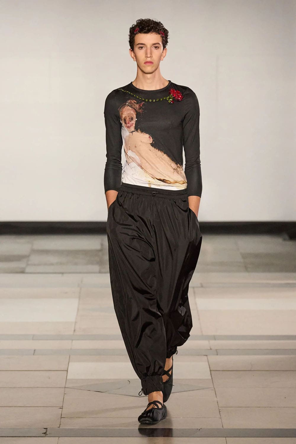 Simone Rocha Primavera Verano 2025 Londres Runway Revista (35)