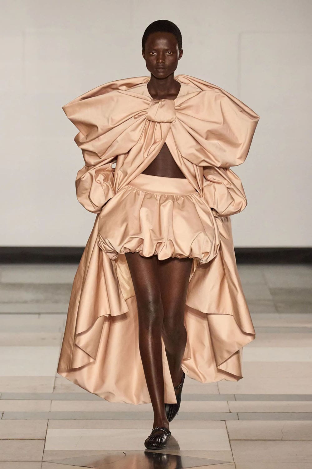 Simone Rocha Primavera Verano 2025 Londres Runway Revista (51)