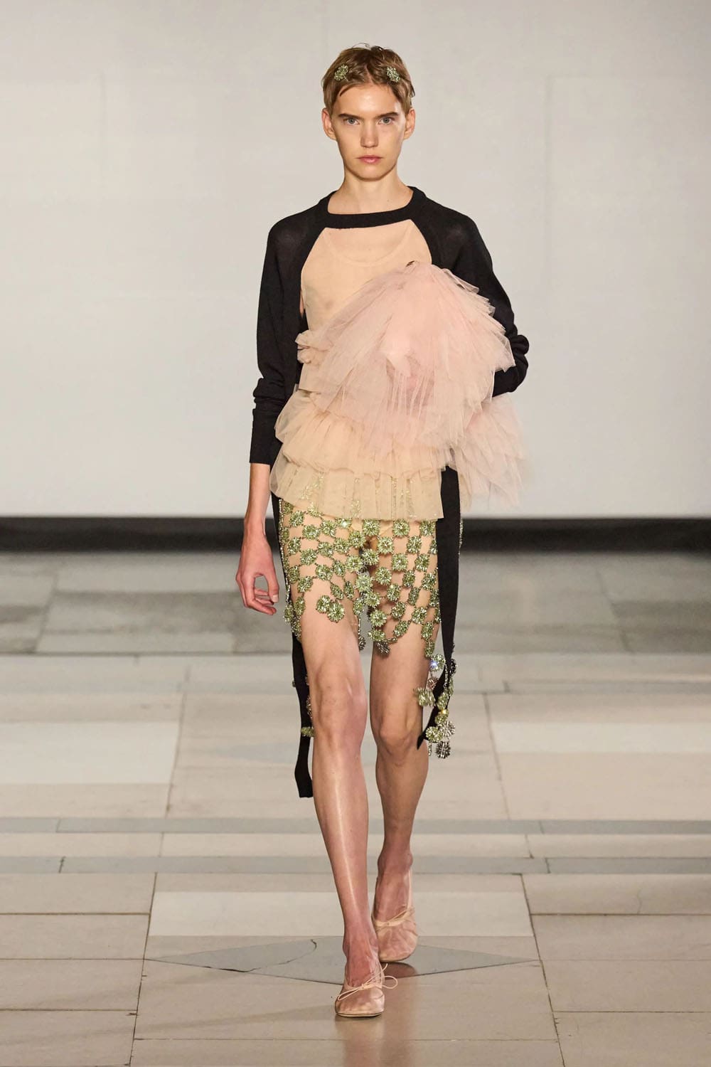Simone Rocha Primavera Verano 2025 Londres Runway Revista (6)
