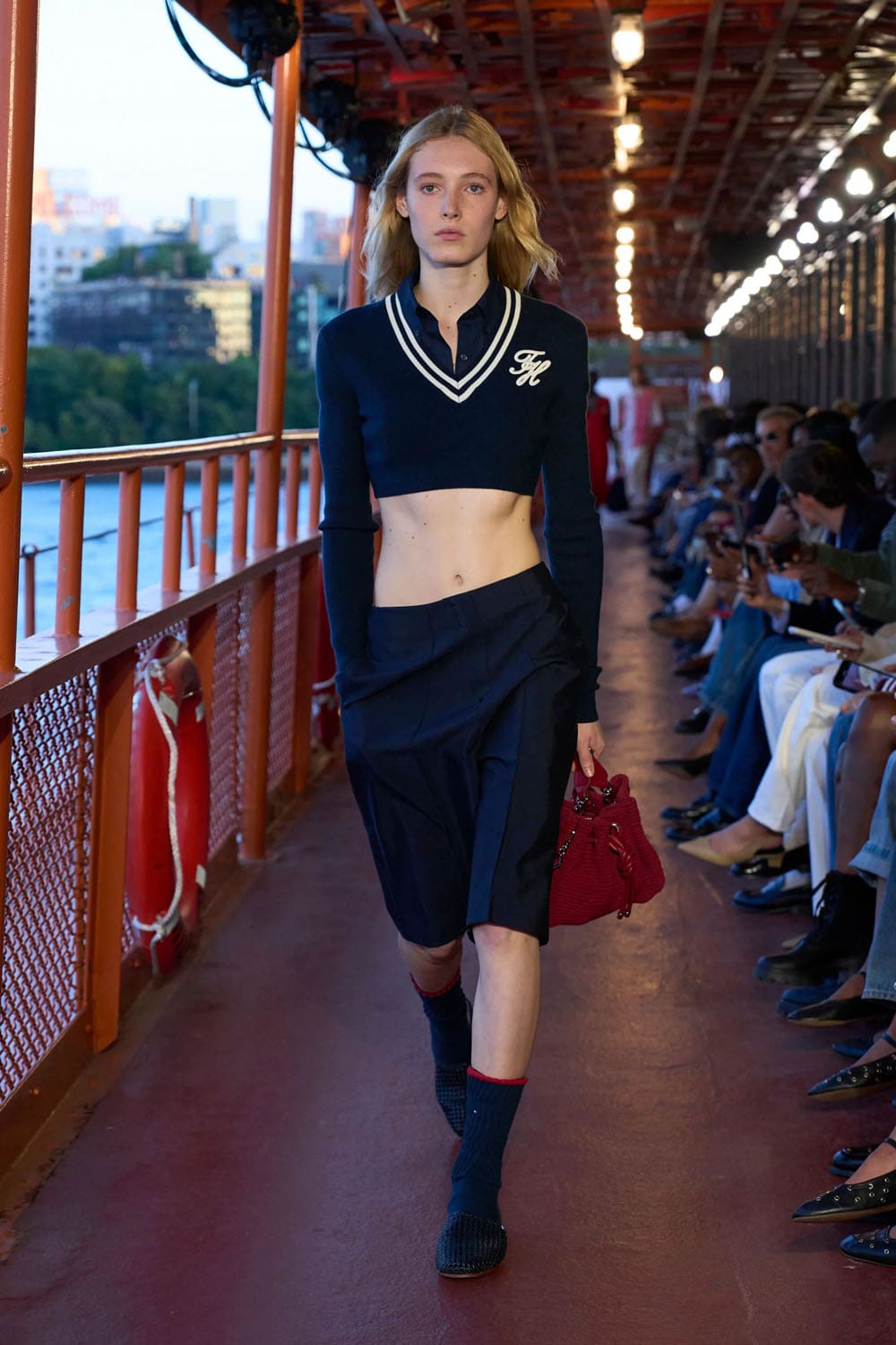 Tommy Hilfiger 2025 New York Runway Magazine (13)