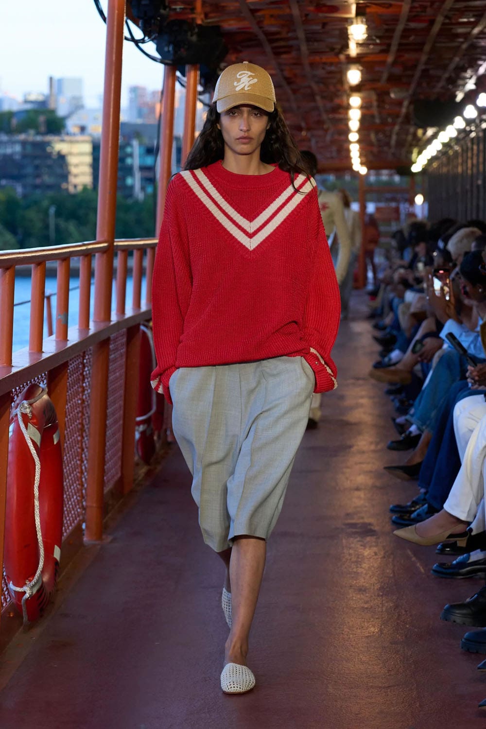 Tommy Hilfiger 2025 New York Runway Magazine (21)