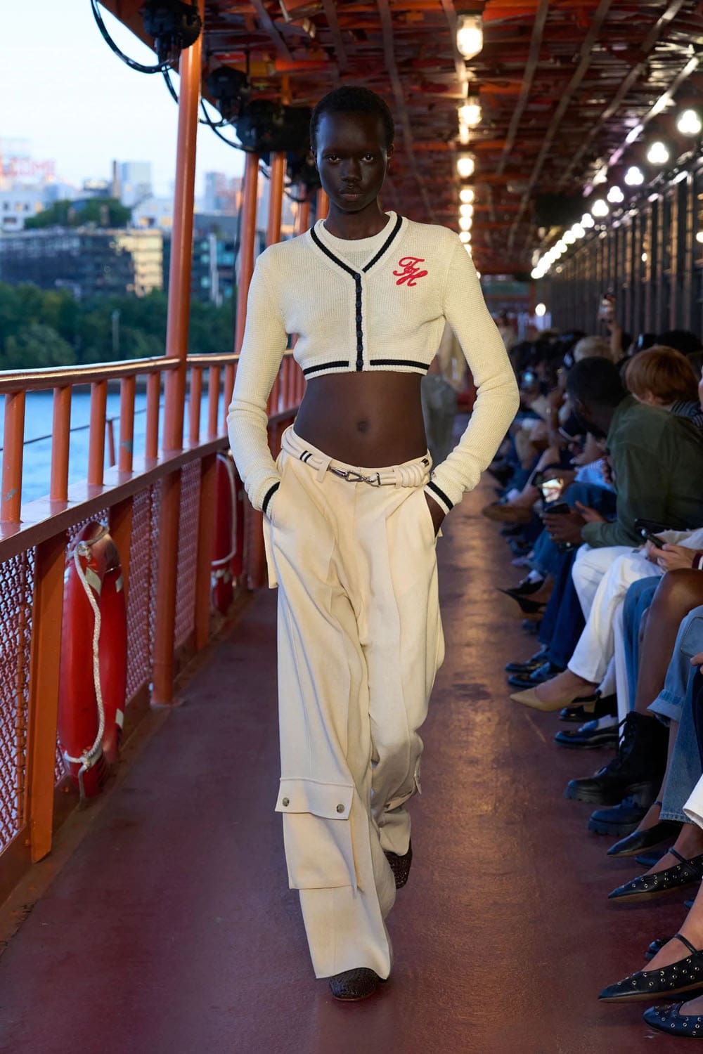 Tommy Hilfiger 2025 New York Runway Magazine (22)