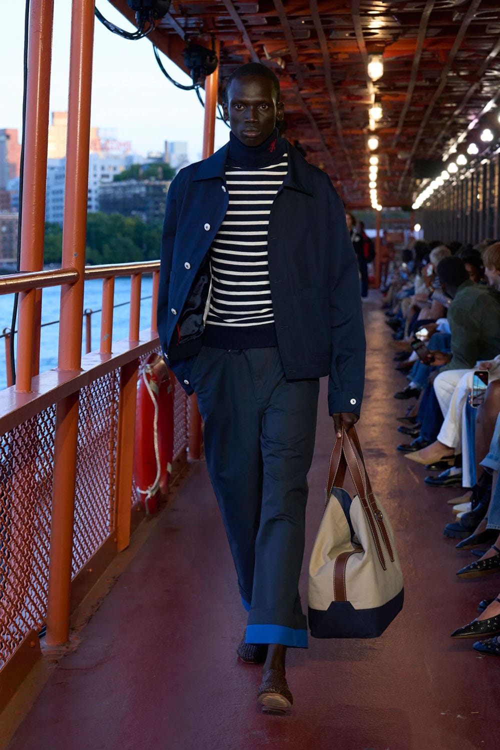 Tommy Hilfiger 2025 New York Runway Magazine (26)