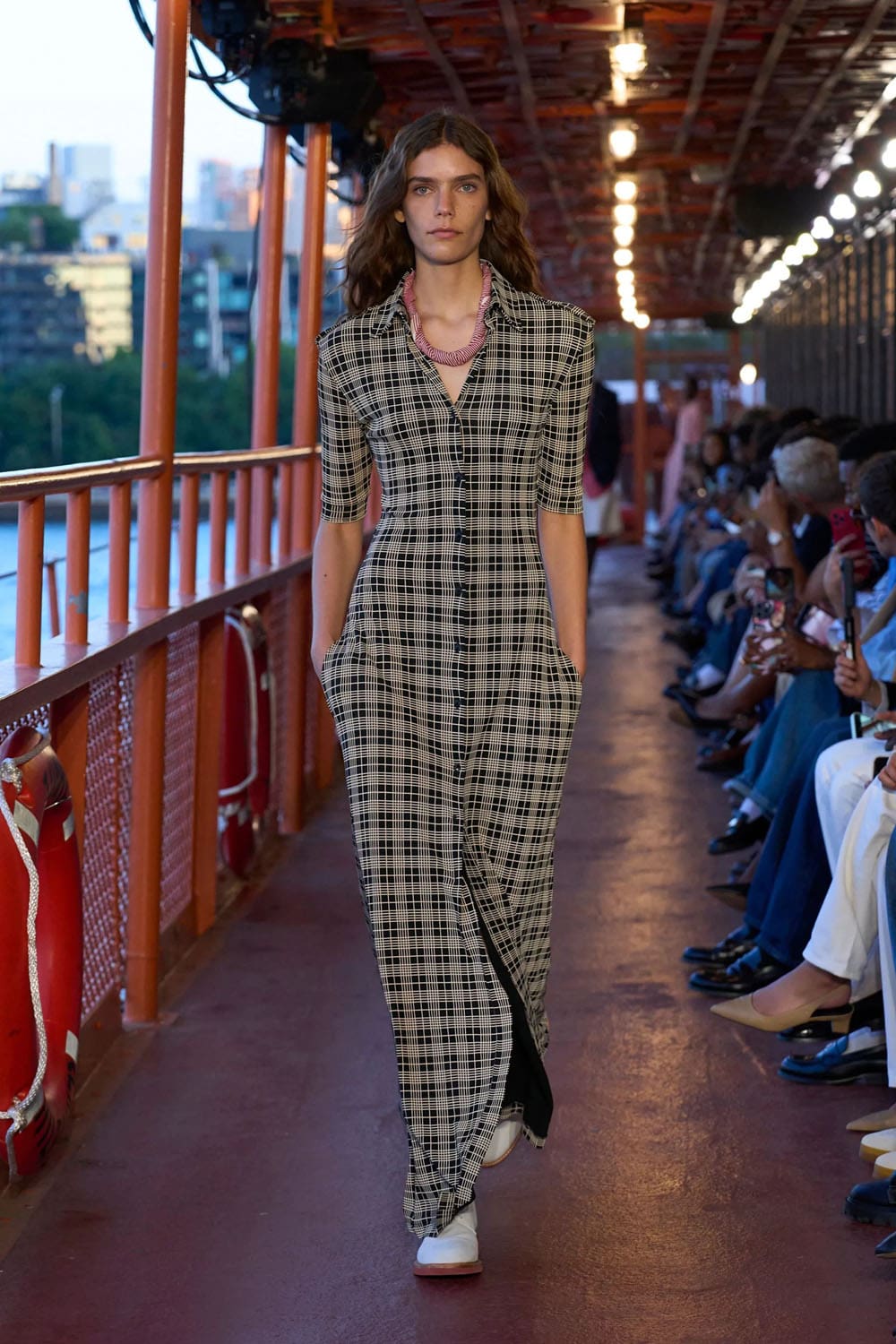 Tommy Hilfiger 2025 New York Runway Magazine (3)