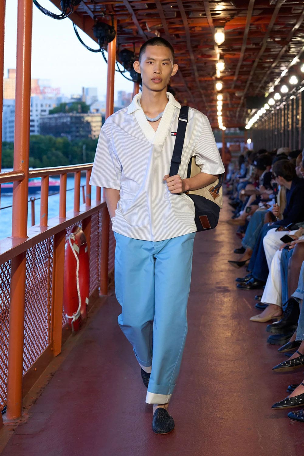 Tommy Hilfiger 2025 New York Runway Magazine (41)