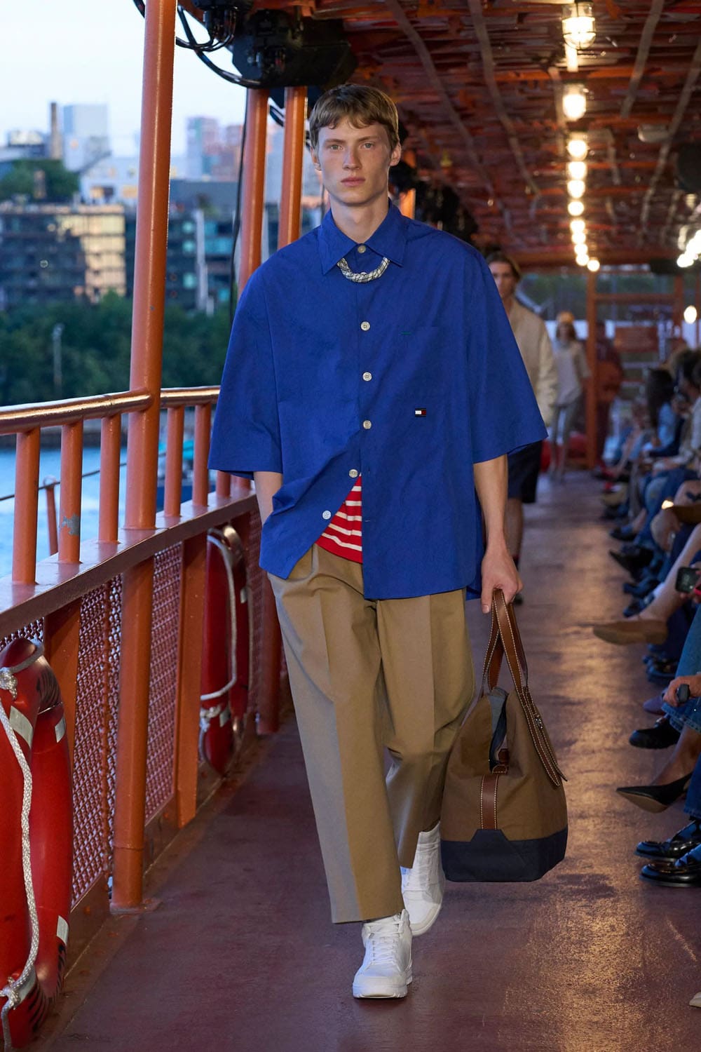 Tommy Hilfiger 2025 New York Runway Magazine (42)