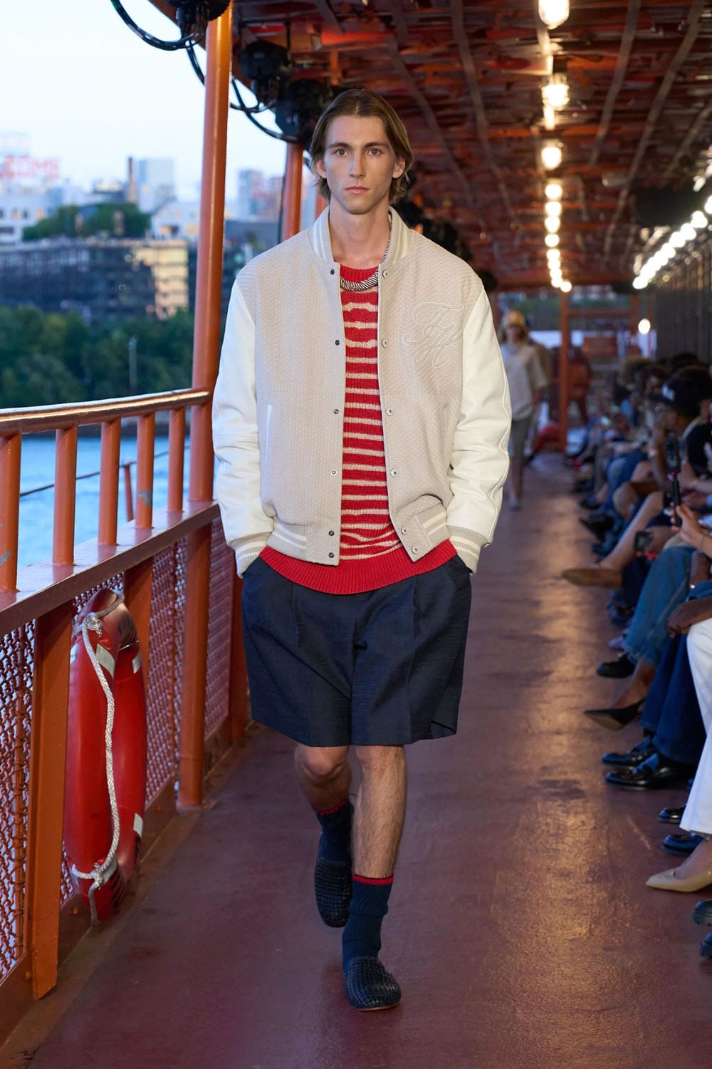 Tommy Hilfiger 2025 New York Runway Magazine (43)