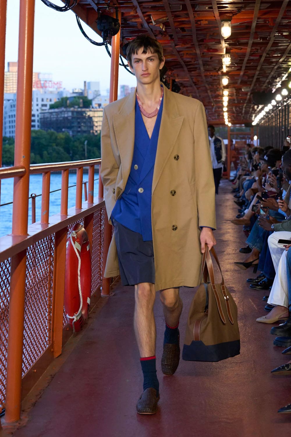 Tommy Hilfiger 2025 New York Runway Magazine (48)