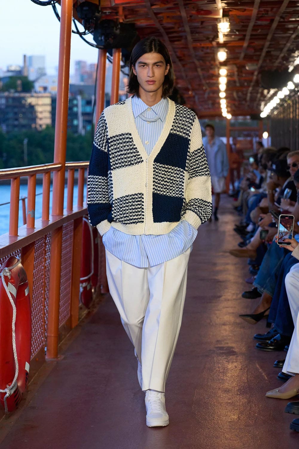 Tommy Hilfiger 2025 New York Runway Magazine (54)