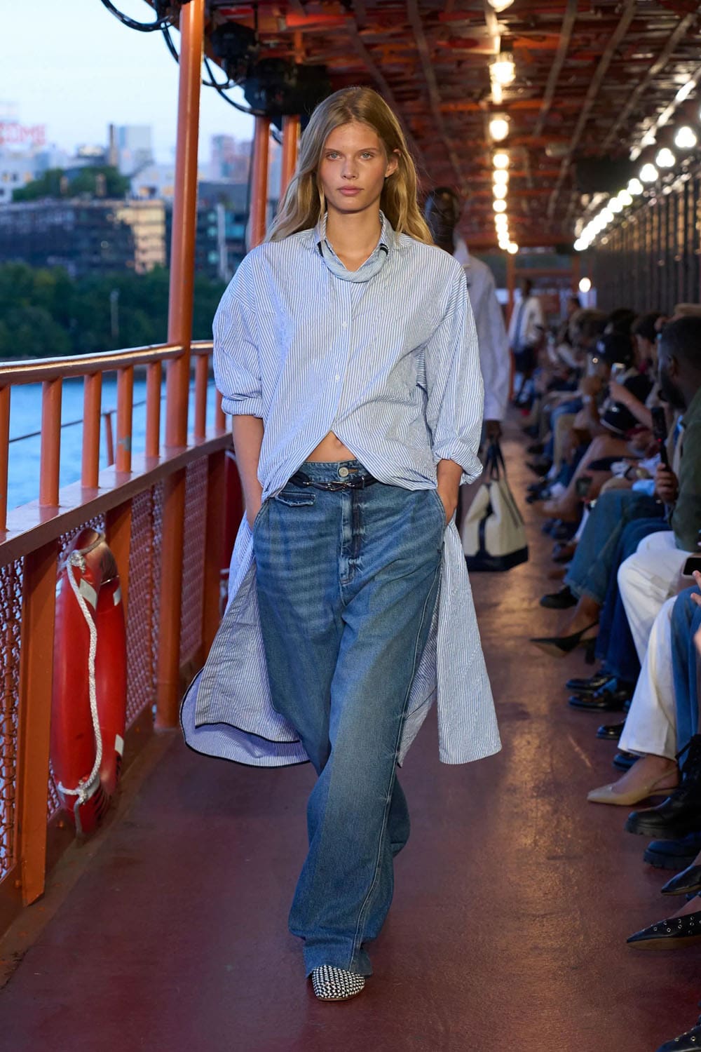 Tommy Hilfiger 2025 New York Runway Magazine (58)