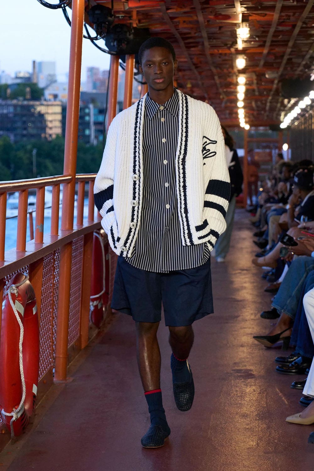 Tommy Hilfiger 2025 New York Runway Magazine (61)