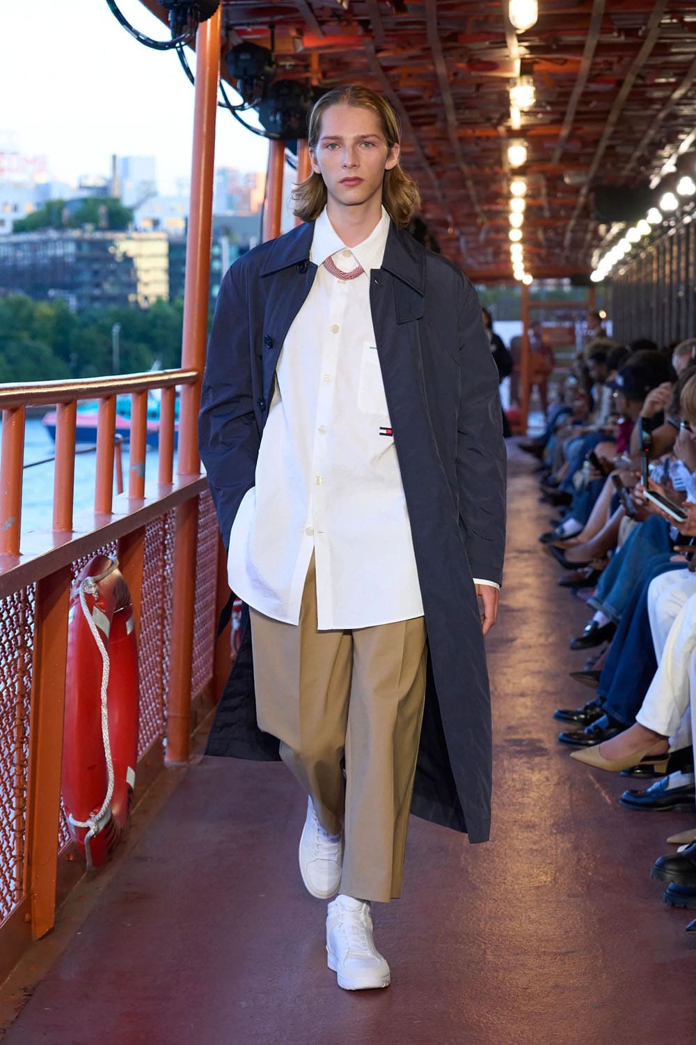 Tommy Hilfiger 2025 New York Runway Magazine (8)