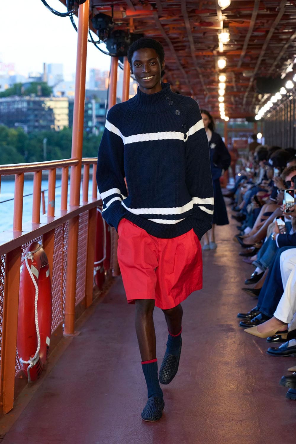 Tommy Hilfiger 2025 New York Runway Magazine (9)