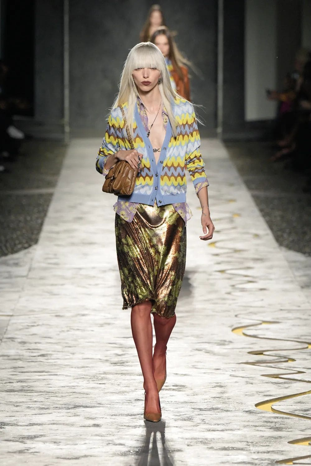 Versace Spring Summer 2025 Milan Runway Magazine (14)