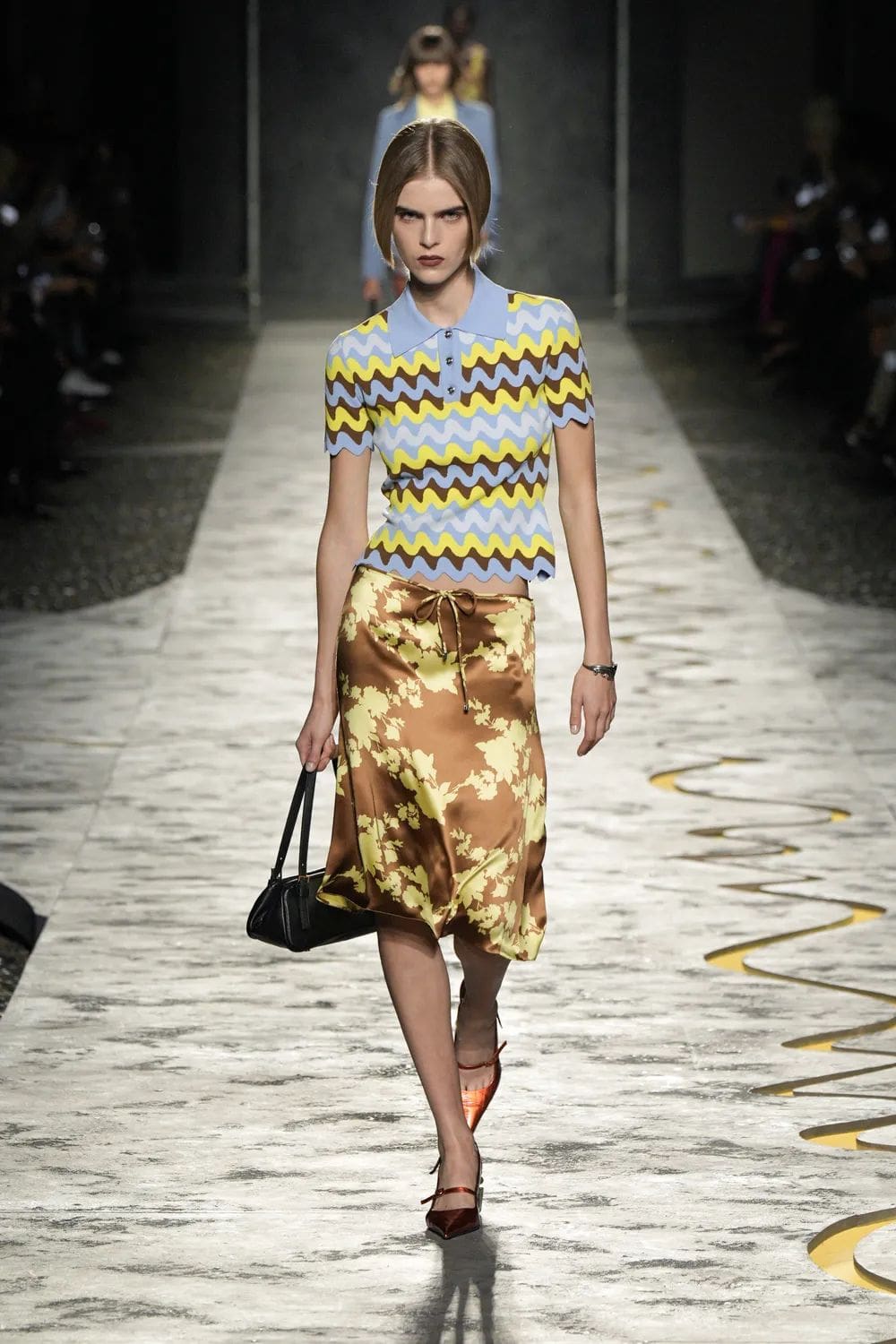Versace Spring Summer 2025 Milan Runway Magazine (2)