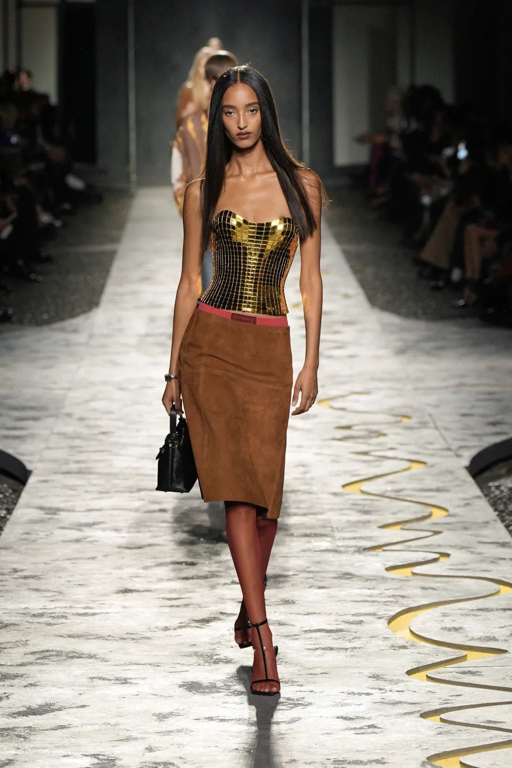 Versace Spring Summer 2025 Milan Runway Magazine (30)