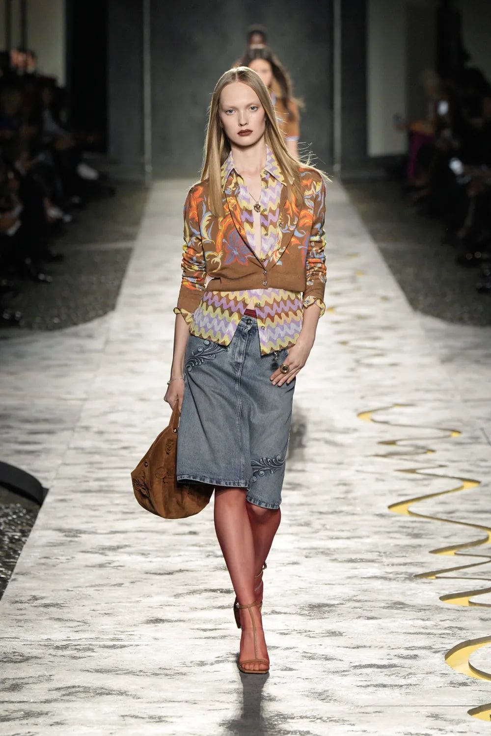 Versace Spring Summer 2025 Milan Runway Magazine (33)