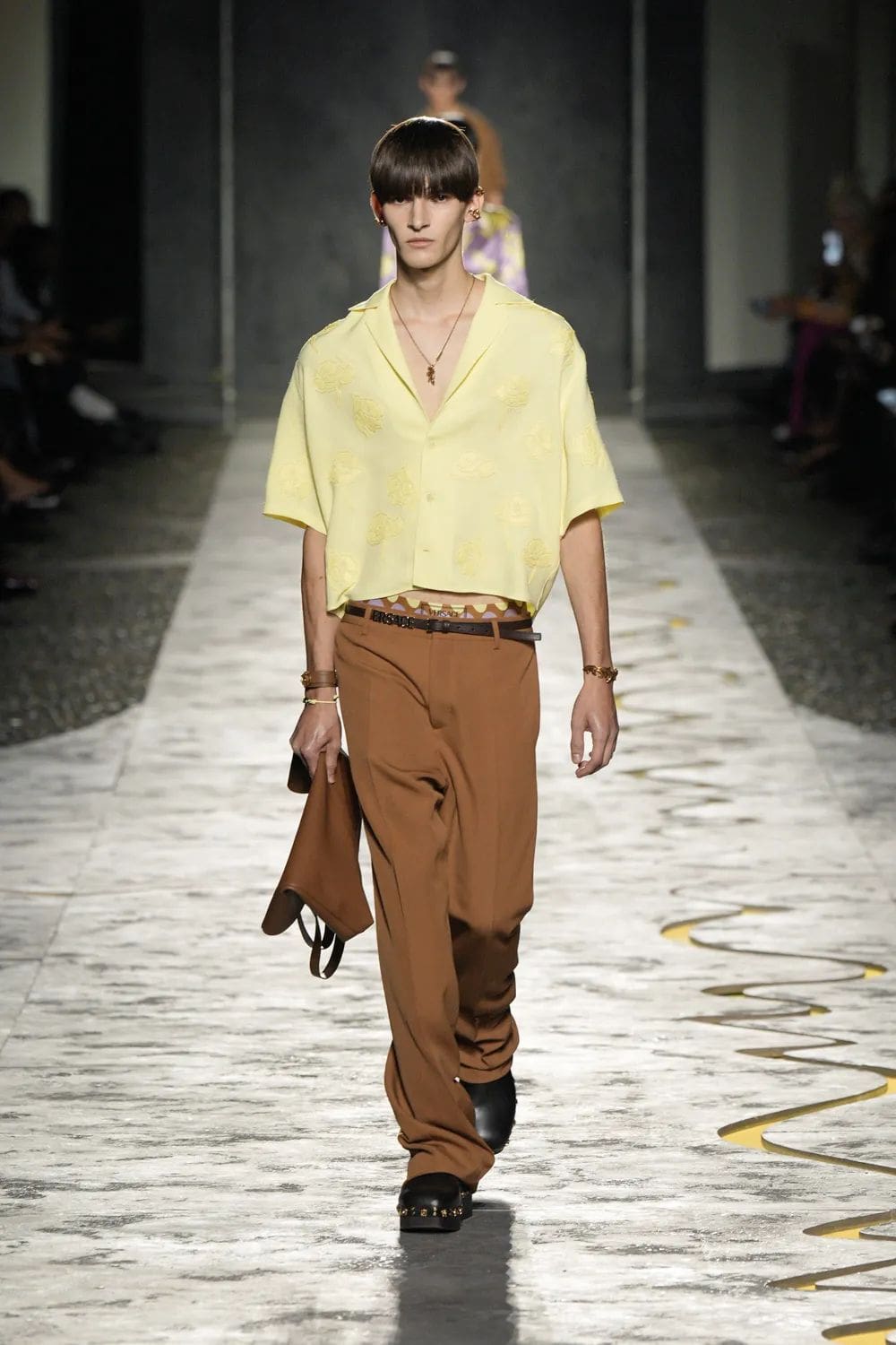 Versace Spring Summer 2025 Milan Runway Magazine (41)
