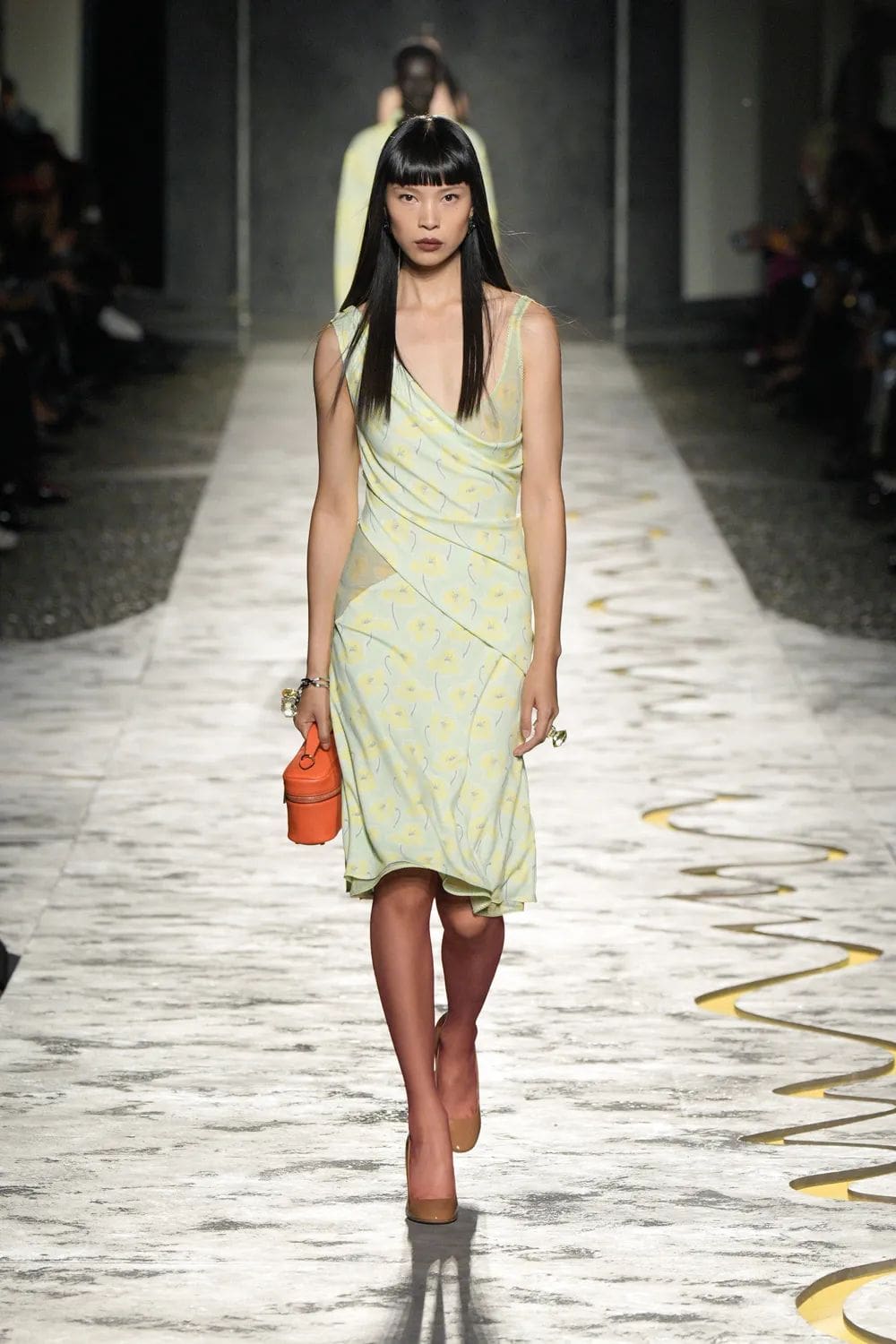 Versace Spring Summer 2025 Milan Runway Magazine (53)
