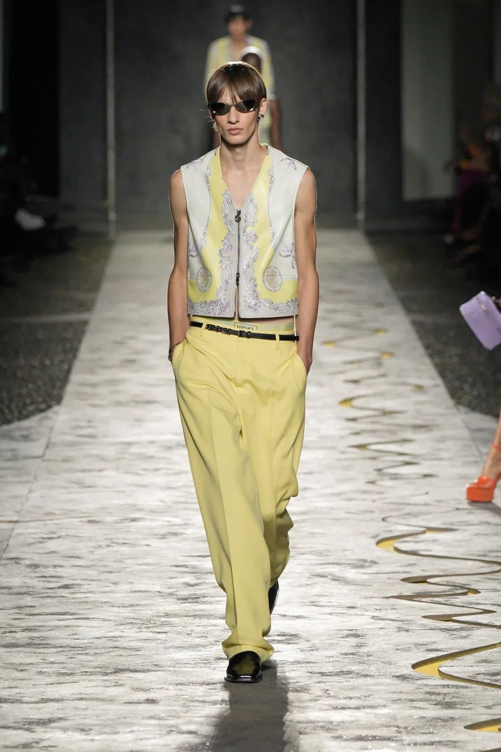 Versace Spring Summer 2025 Milan Runway Magazine (56)