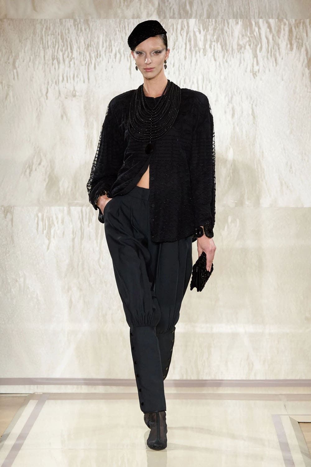 Armani Prive 2025 春夏高级时装 Runway 杂志(12)